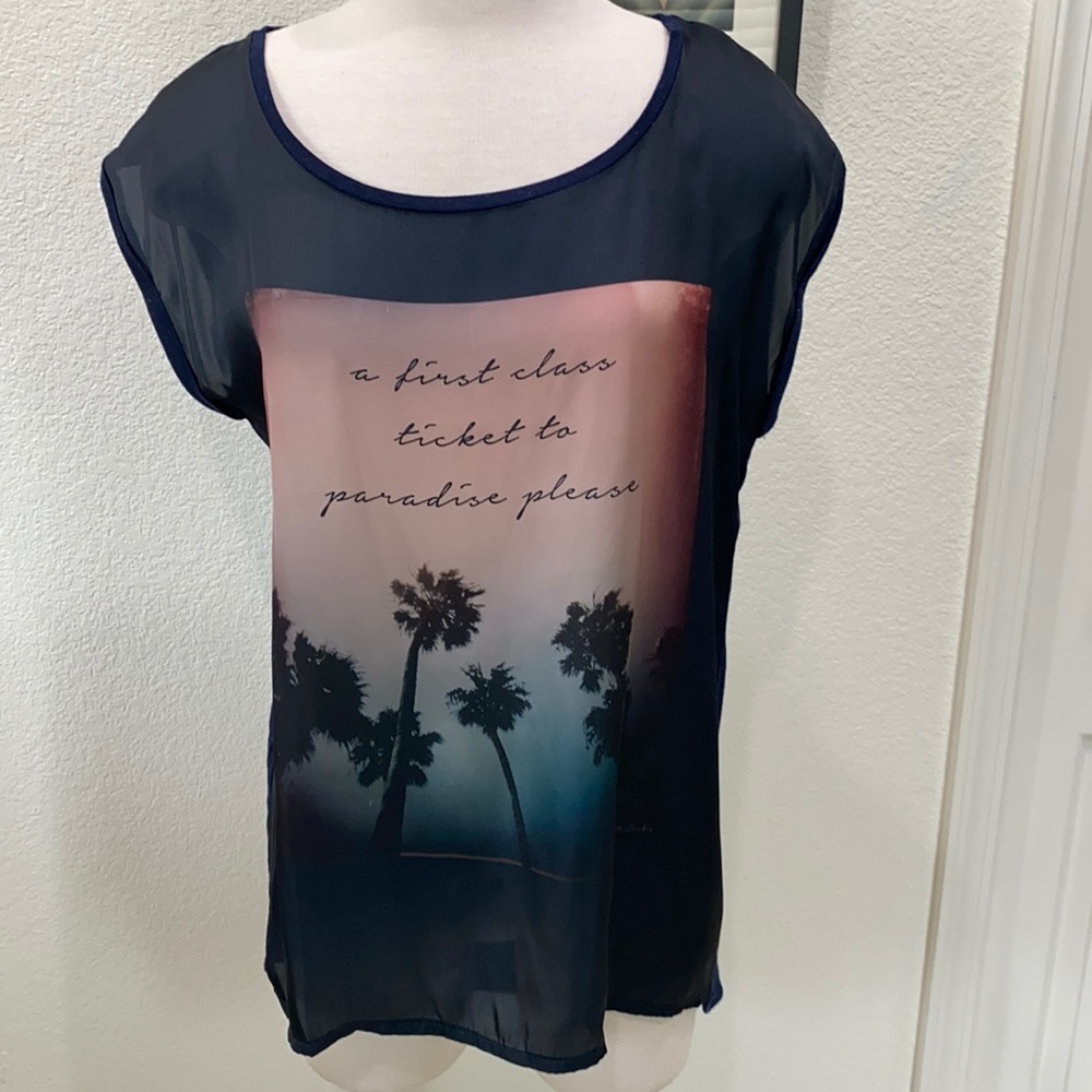 NWT… Beautiful and Unique First Class Top.